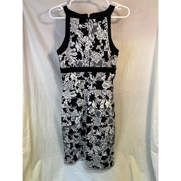 White House Black Market Slimming Black and White Dress Sz 6 - Picture 2 of 6